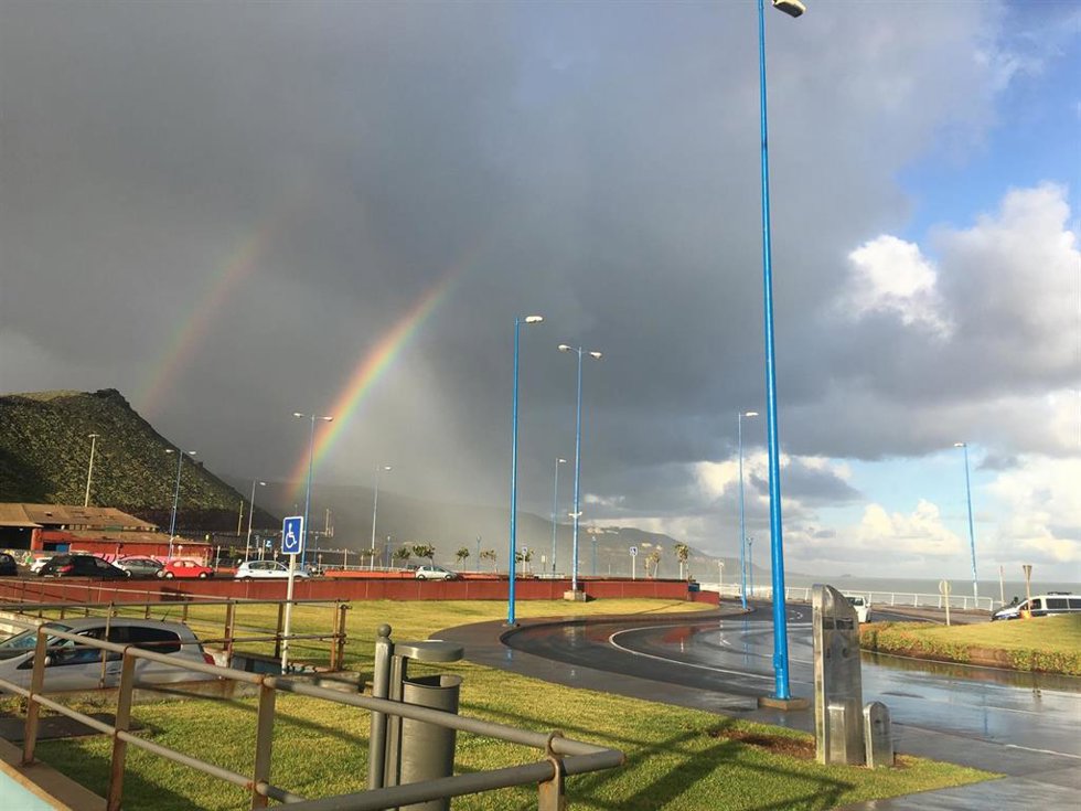 Archivo - Lluvia en Las Palmas de Gran Canaria