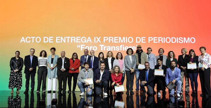 Transfiere premia la trayectoria de Enrique Coperías y distingue trabajos de comunicación científica e innovación.