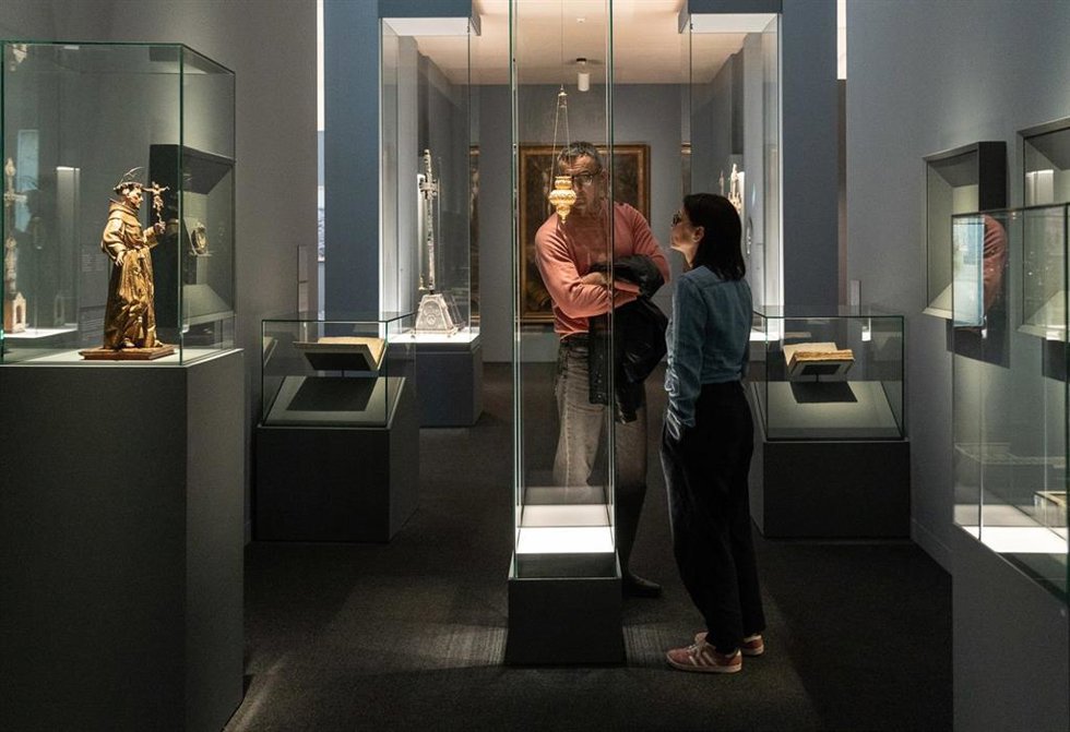 Exposición 'Tesouros Reais' en el Museo Centro Gaiás.