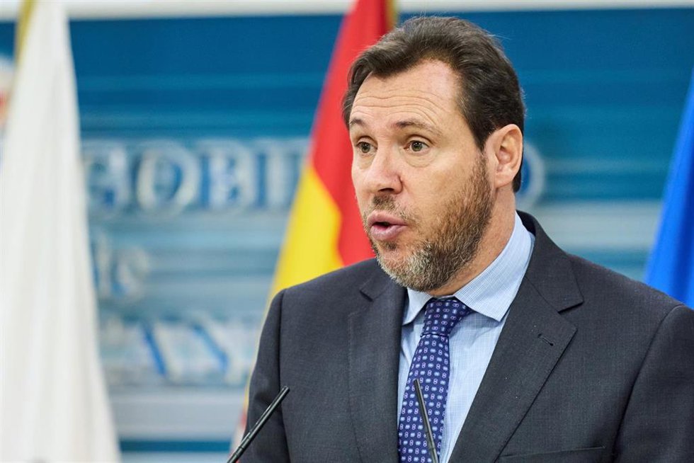 El ministro de Transportes y Movilidad Sostenible, Óscar Puente, en rueda de prensa en una imagen de archivo