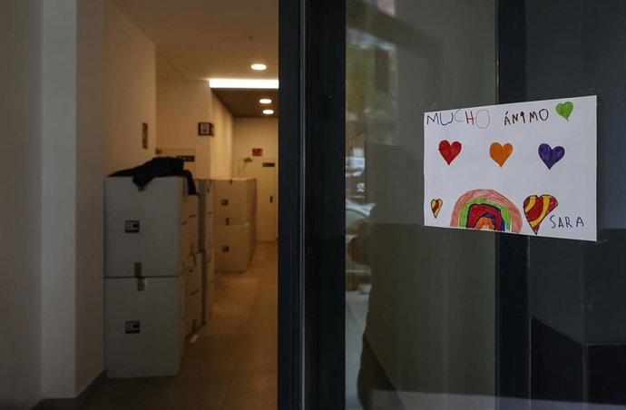 Edificio de Safranar donde se realojan los afectados del incendio de Campanar