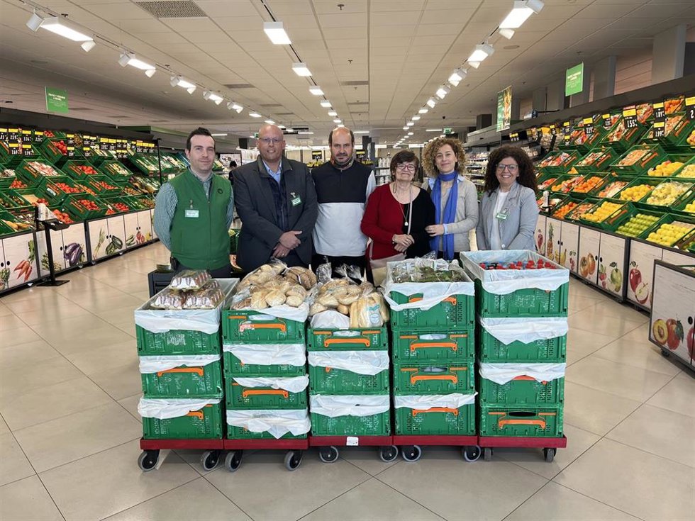 Colaboración entre Mercadona y la Asociación Comarcal Pro-Capacidad de La Solana.