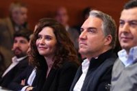 Bendodo denuncia una "persecución del Gobierno contra Ayuso utilizando instituciones del Estado"