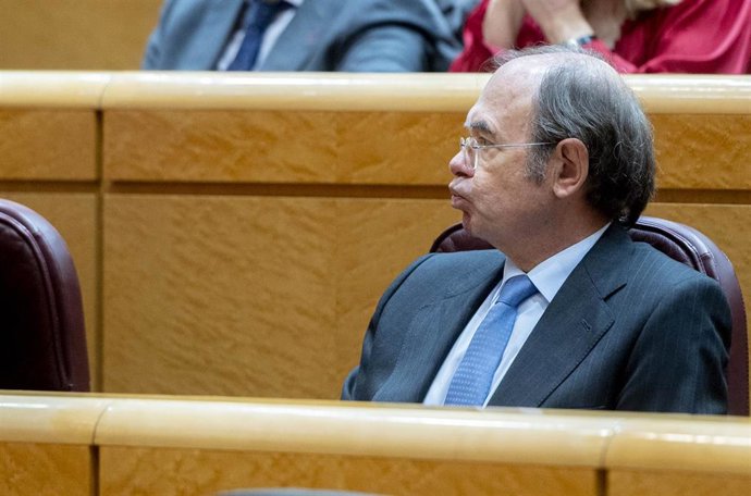 Archivo - El expresidente del Senado, Pío García-Escudero, durante una sesión plenaria en el Senado, a 25 de enero de 2024, en Madrid (España). La reforma del artículo 49 de la Constitución, referido a las personas con discapacidad, concluye hoy su tramit