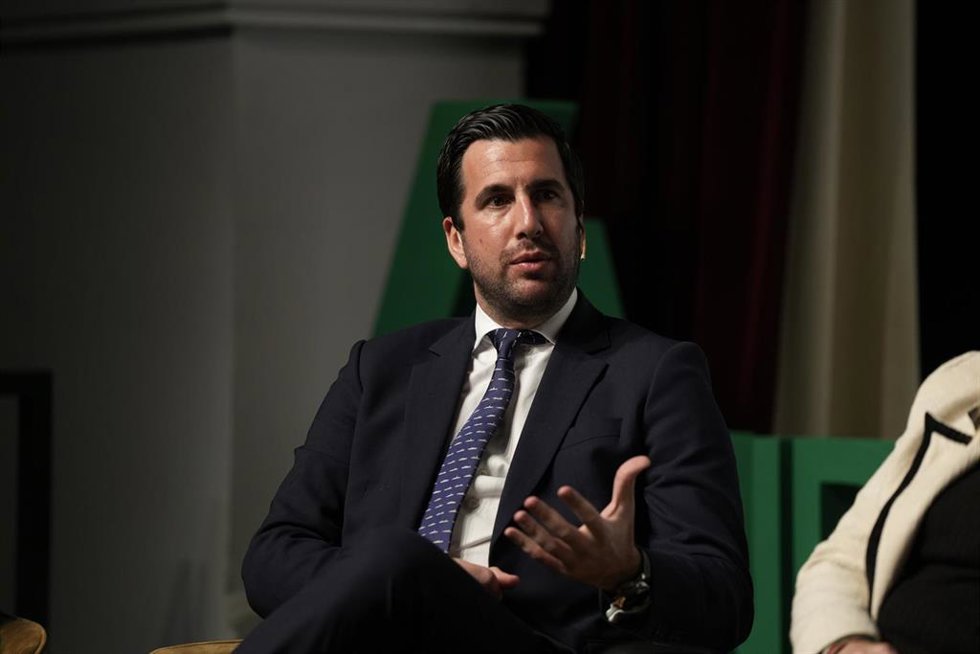 Archivo - El presidente ejecutivo de Coxabengoa, Enrique Riquelme, durante su intervención en la mesa sobre ' Competitividad y desarrollo industrial', en el Foro Andalucía hacia el futuro, , a 18 de diciembre del 2023 en Sevilla (Andalucía, España). E