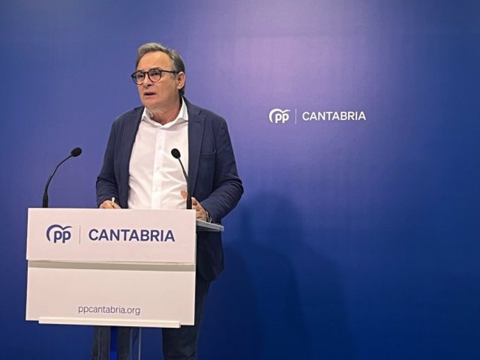 El senador por Cantabria del Partido Popular y alcalde Vega de Pas, Juan Carlos García Diego