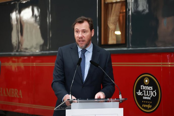 El ministro de Transportes y Movilidad Sostenible, Óscar Puente en la presentación de la temporada 2024 de los Trenes Turísticos de Lujo de Renfe
