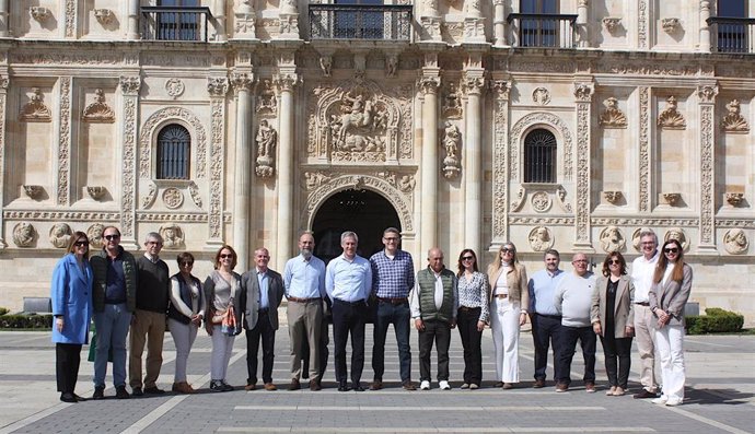 Los miembros del Consejo Rectos de Eurocaja que se ha reunido en León.