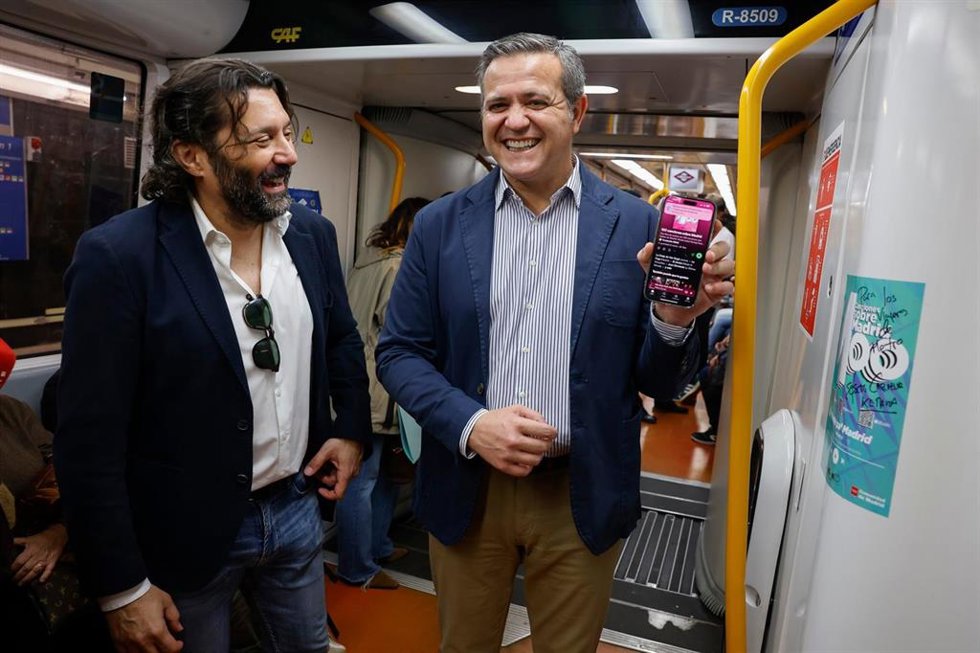 El consejero de Vivienda, Transportes e Infraestructuras, Jorge Rodrigo,