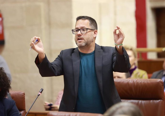 Archivo - El portavoz del Grupo Mixto-Adelante Andalucía, José Ignacio García, en una imagen de archivo en el Pleno del Parlamento de Andalucía.