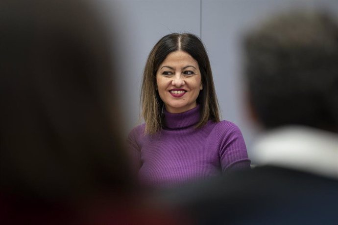 Archivo - La ministra de Juventud e Infancia, Sira Rego, participa en coloquio sobre menores, en la sede del ministerio, a 18 de diciembre de 2023, en Madrid (España). Durante el encuentro, han abordado el impacto de las pantallas de los dispositivos elec