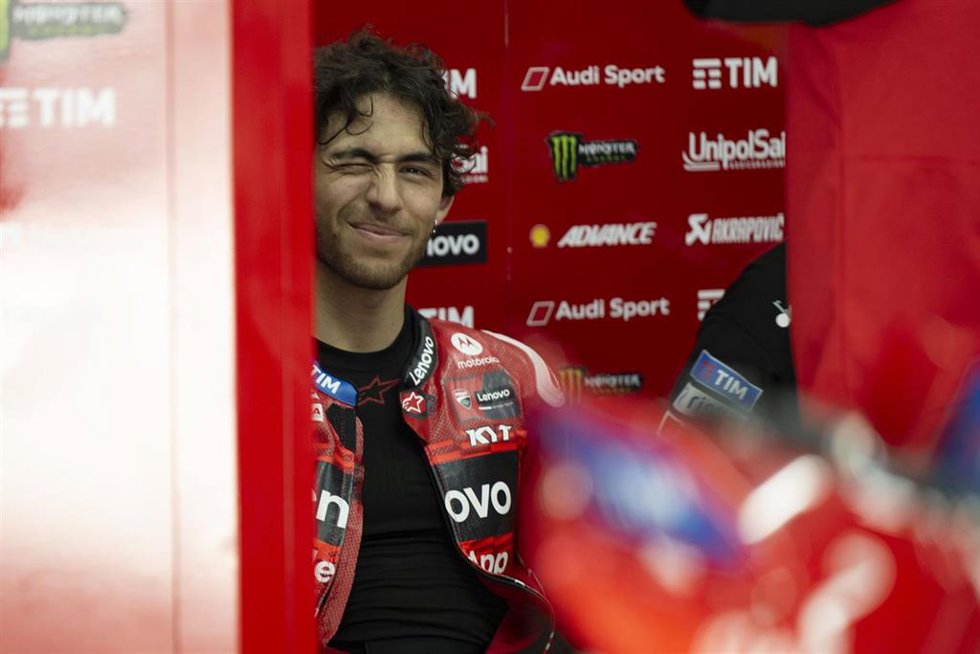 Archivo - BASTIANINI Enea (ita), Ducati Lenovo Team, Ducati Desmosedici GP24, portrait during the Moto GP tests at Sepang, Malaysia, from February 6 to 8th 2024 - Photo Studio Milagro / DPPI