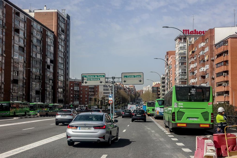 Entrada a Conde de Casal por la A-3, a 20 de marzo de 2024, en Madrid (España).