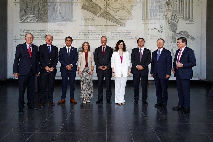 La presidenta de la Comunidad de Madrid, Isabel Díaz Ayuso, participa en Santiago de Chile en un almuerzo de trabajo organizado por la Cámara Chilena de la Construcción