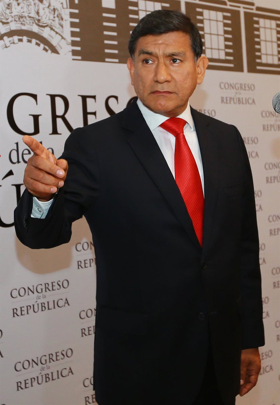Archivo - El exministro del Interior de Perú, Carlos Morán.