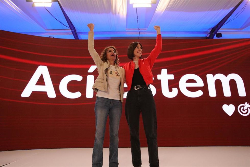 Diana Morant junto a la María Jesús Montero