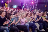 La asamblea de Sumar afianza el liderazgo de Díaz, pero sin poder esquivar las tensiones del pacto con Más Madrid