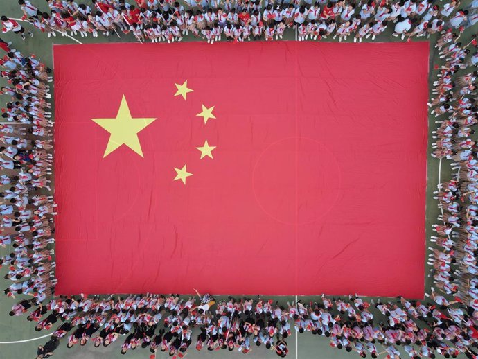 Archivo - Bandera de China