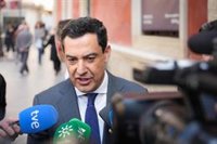 Moreno expresa condolencias por la muerte de Lopera: "Marcó una época en la historia del Real Betis"