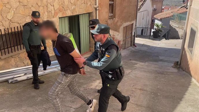 Detenido un joven de 22 años por el presunto apuñalamiento de un menor de 15 en Albelda de Iregua (La Rioja)