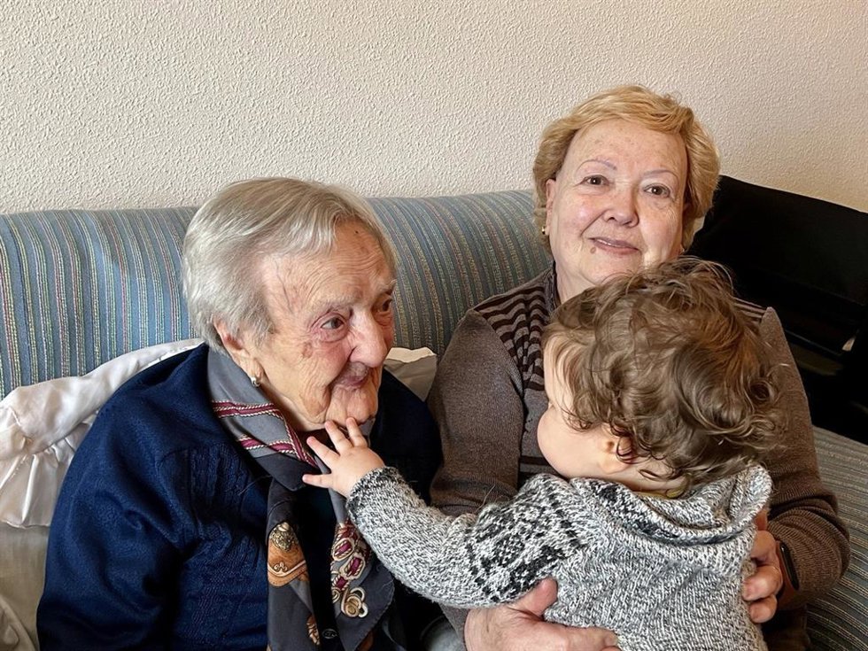 Dolores Buitrago, la persona más anciana de C-LM.