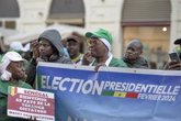 Foto: El presidente saliente de Senegal vota en las elecciones y pide a los candidatos que no canten victoria antes de tiempo