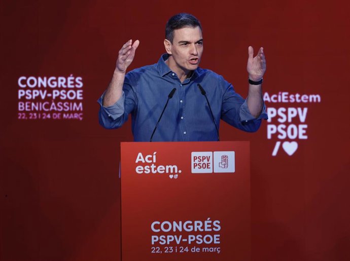 Pedro Sánchez en el congreso del PSPV