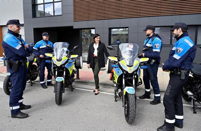 Santander incorpora cuatro nuevas motocicletas a su parque móvil