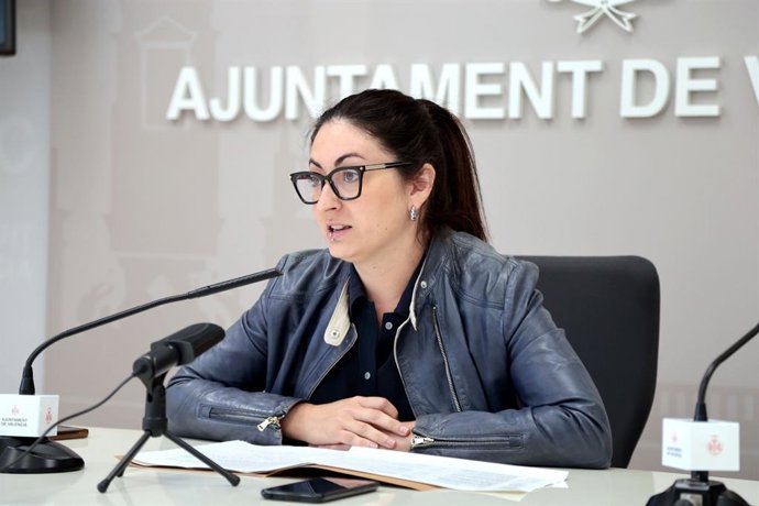 Archivo - La exresponsable de Igualdad y concejala de Compromís en el Ayuntamiento de València, Lucia Beamud