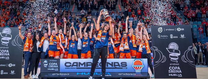 El Valencia Basket conquista su primera Copa de la Reina