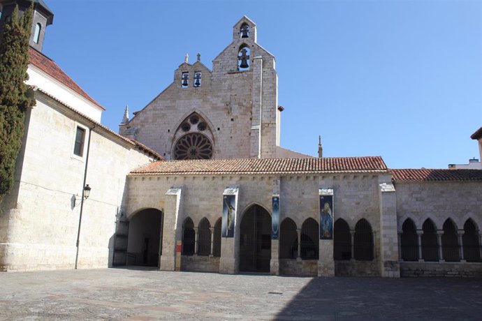Archivo - Iglesia de San Francisco de Palencia. Archivo