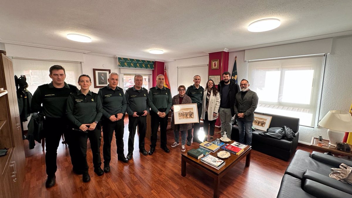 La Guardia Civil se reúne con la asociación Gylda y el colectivo LGTBI+ de La Rioja