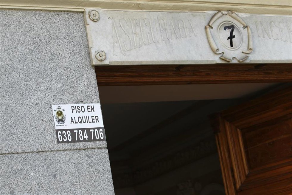 Archivo - Piso En Alquiler