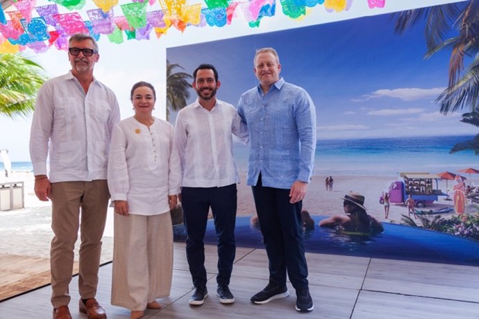 Royal Caribbean anuncia un nuevo Royal Beach Club en Cozumel (México)