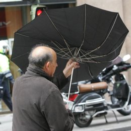Archivo - viento, lluvia, temporal