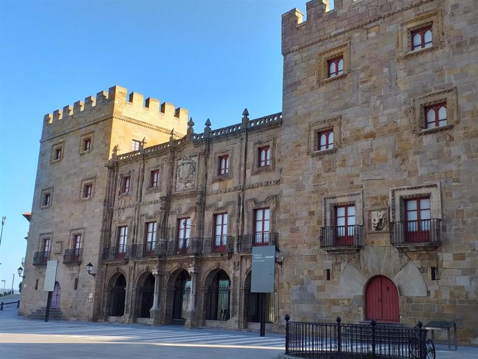 Archivo - Palacio de Revillagigedo