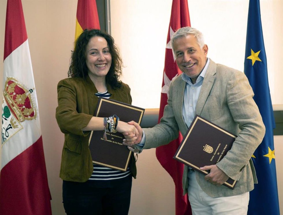 El Ayuntamiento de San Sebastián de los Reyes y RTVE acuerdan promocionar el premio internacional de poesía José Hierro