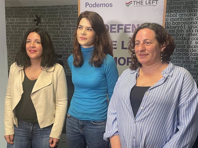 La eurodiputada de Podemos Idoia Villanueva; la portavoz de este partido, Isa Serra; y la coordinadora de Podemos en Aragón, Marta de Santos.