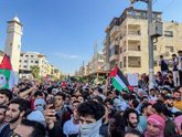 Foto: O.Próximo.- Segundo día consecutivo de protestas multitudinarias frente a la Embajada israelí en Jordania