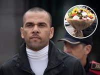 Las primeras horas en libertad de Dani Alves: flores, hamburguesas y ¿reencuentro con Joana Sanz?