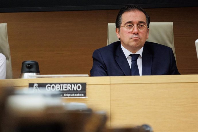 El ministro de Asuntos Exteriores, Unión Europea y Cooperación, José Manuel Albares, comparece en la Comisión Mixta para la Unión Europea, en el Congreso de los Diputados, a 4 de marzo de 2024, en Madrid (España).