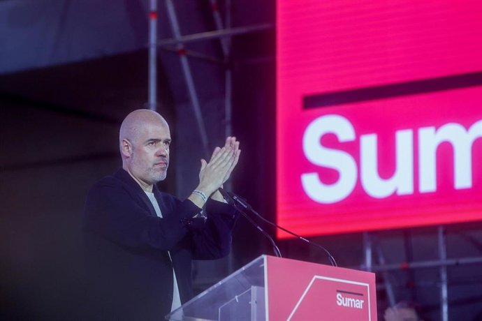 El secretario general de CCOO, Unai Sordo, interviene durante el acto de cierre de la Asamblea fundacional de Sumar. 