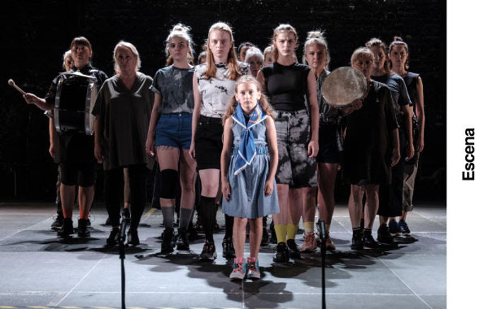 Cartel del espectáculo 'Mothers A Song for Wartime' en el Teatre Lliure de Barcelona