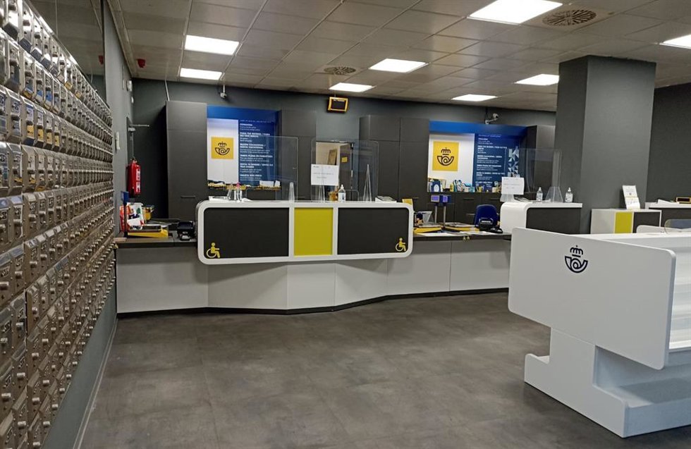 Oficina de Correos en Huelva.