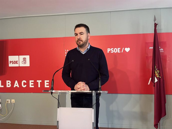 El diputado del PSOE en las Cortes de C-LM Antonio Sánchez Requena.