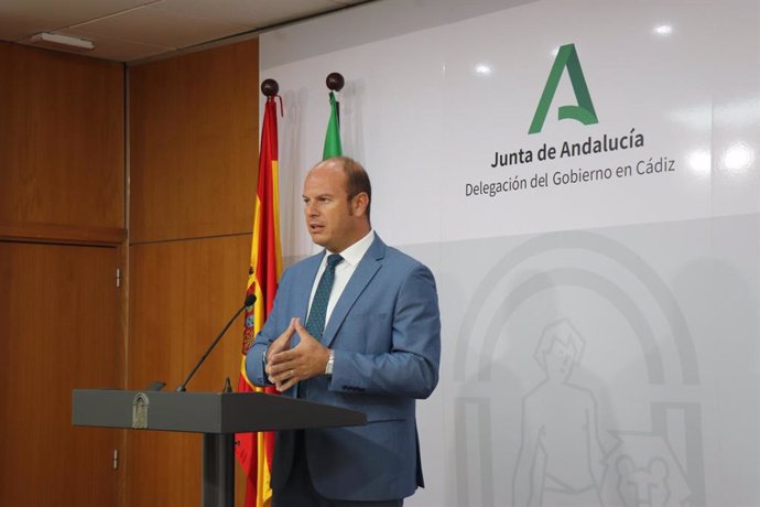 El delegado territorial de Sostenibilidad, Medio Ambiente y Economía Azul de la Junta de Andalucía en la provincia de Cádiz, Óscar Curtido, en una imagen de archivo.