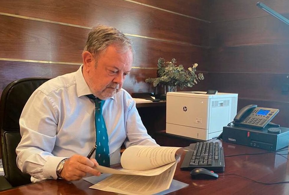 El consejero de Hacienda, Pedro Azpiazu