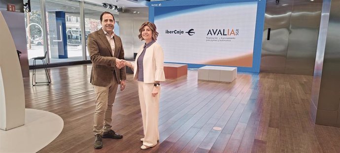 Ibercaja y Avalia firman un convenio para impulsar el crecimiento y el desarrollo de las pymes y los autónomos de Aragón