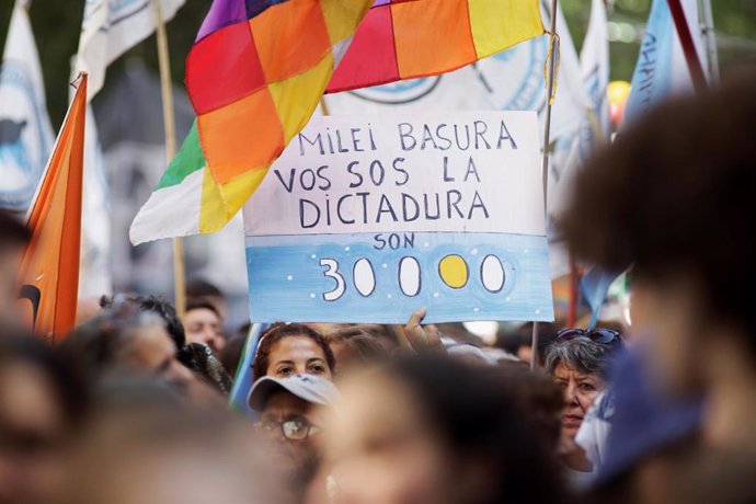 Concentracion por el Día Nacional de la Memoria por la Verdad y la Justicia en Argentina