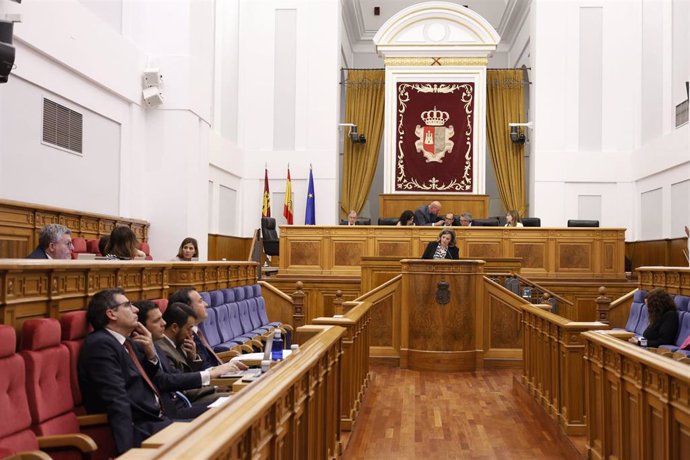 Pleno de las Cortes de Castilla-La Mancha